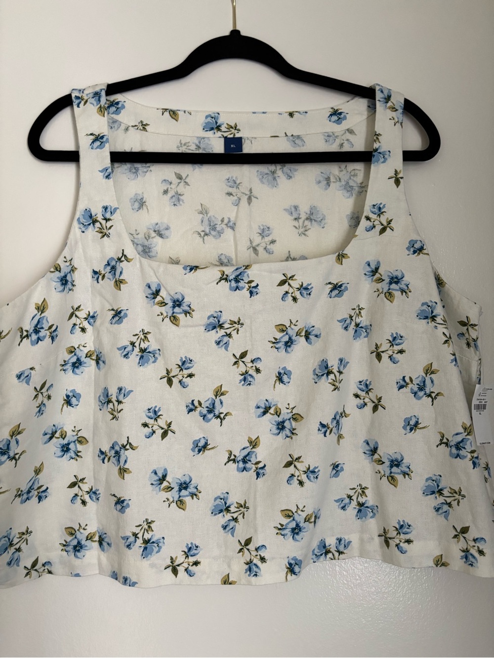 Women’s White Floral Tank Top with Blue Bloom